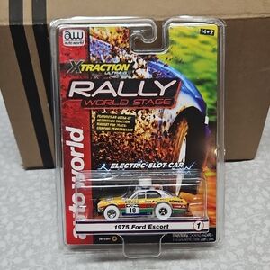 Rally World Stage 1975 Ford Escort X-traction Ultra-G Slot Car iwheels